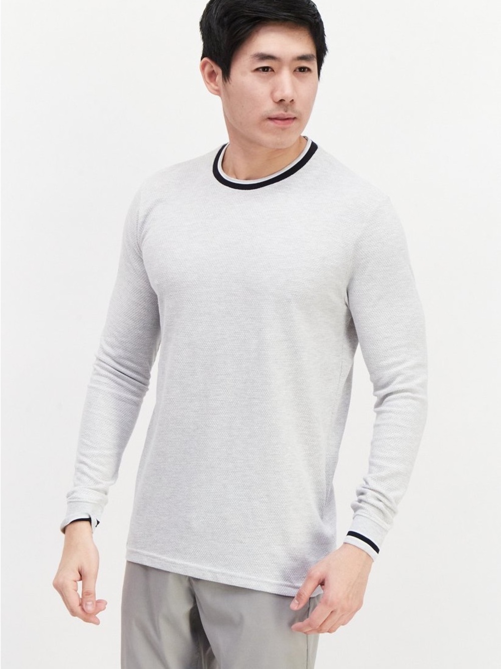 Cactus Man by Ricky Singh Crew Neck Long Sleeve Knitted Sweatshirt Light Gray